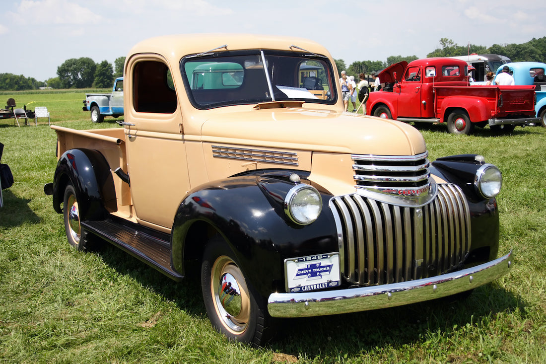 Detective Cars to Drive to a Crime Scene